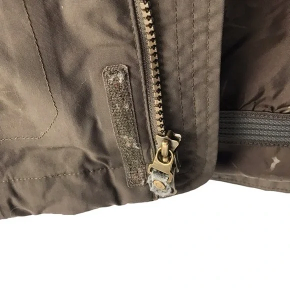 The North Face Hyvent waterproof ski hooded jacket size Medium women’s , Brown